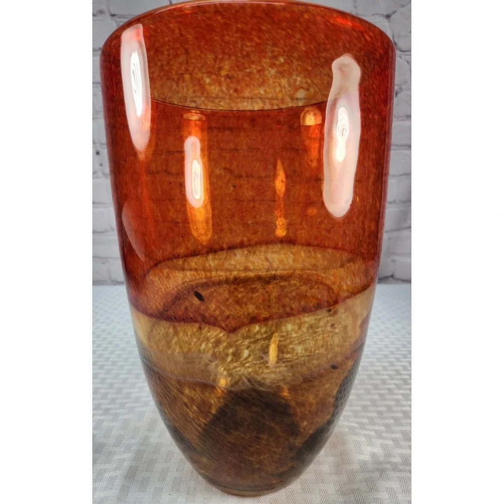 Stunning Large Hand Blown Glass Vase Art 11.25